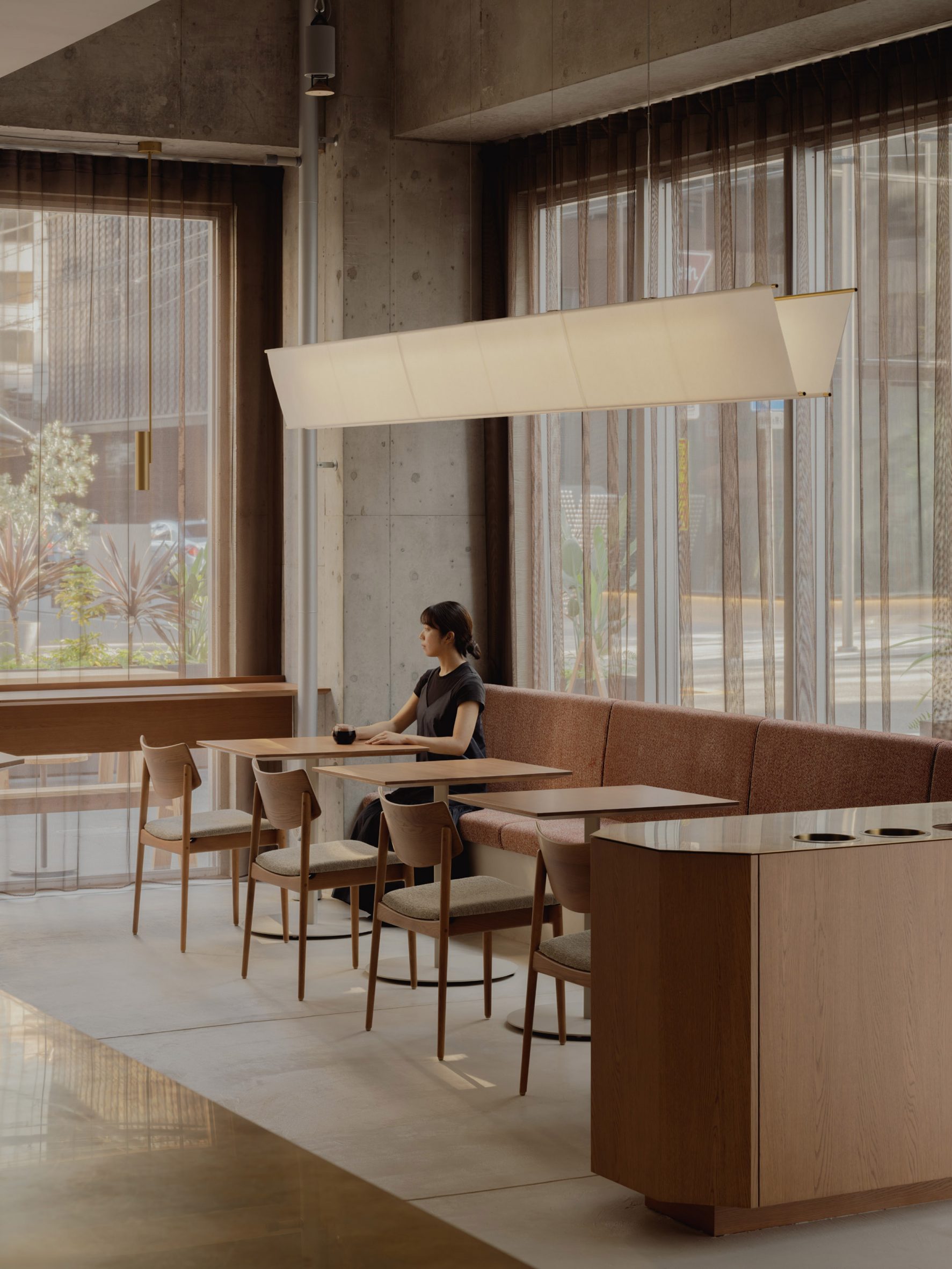 a nod to osaka's heritage at blue bottle coffee shinsaibashi