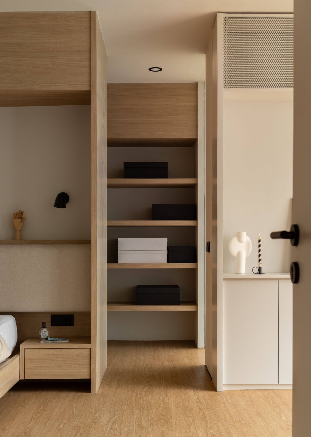 zd house is a light-filled haven for a growing family: project by ...