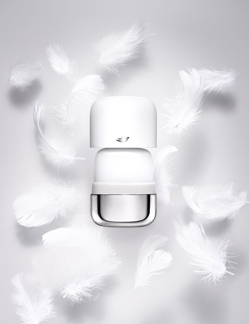 dove-refillable-deodorant-promotes-waste-free-culture-design-demic