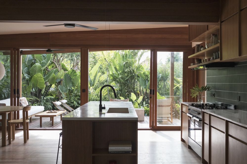 reviving nature with sustainable tropical living: bawa house project by ...