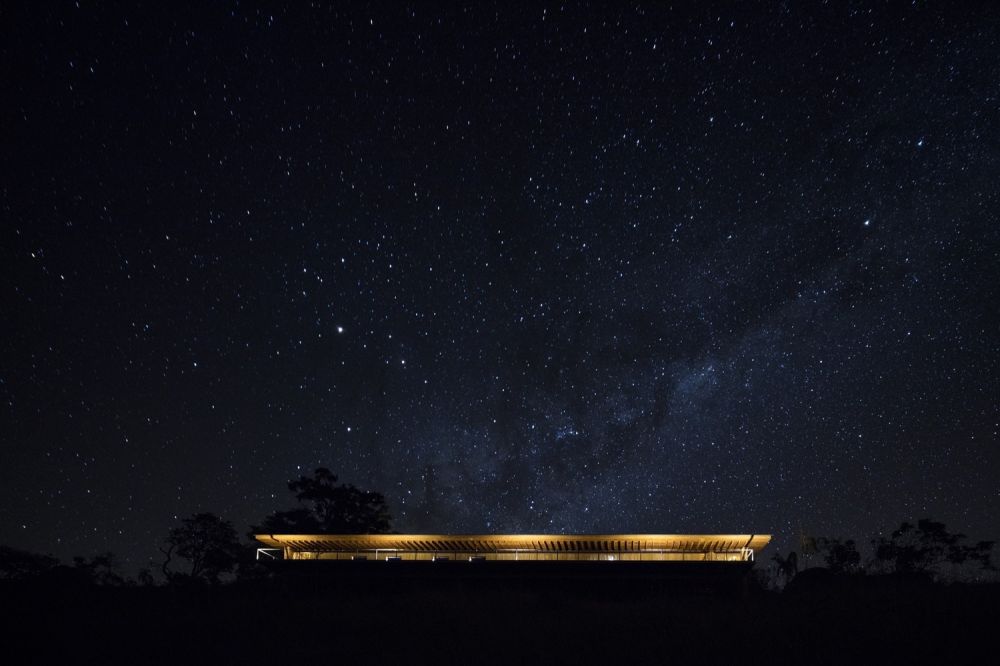 news: #letthelightin by studiomk27 projecting the home that allows you to heal with nature 13