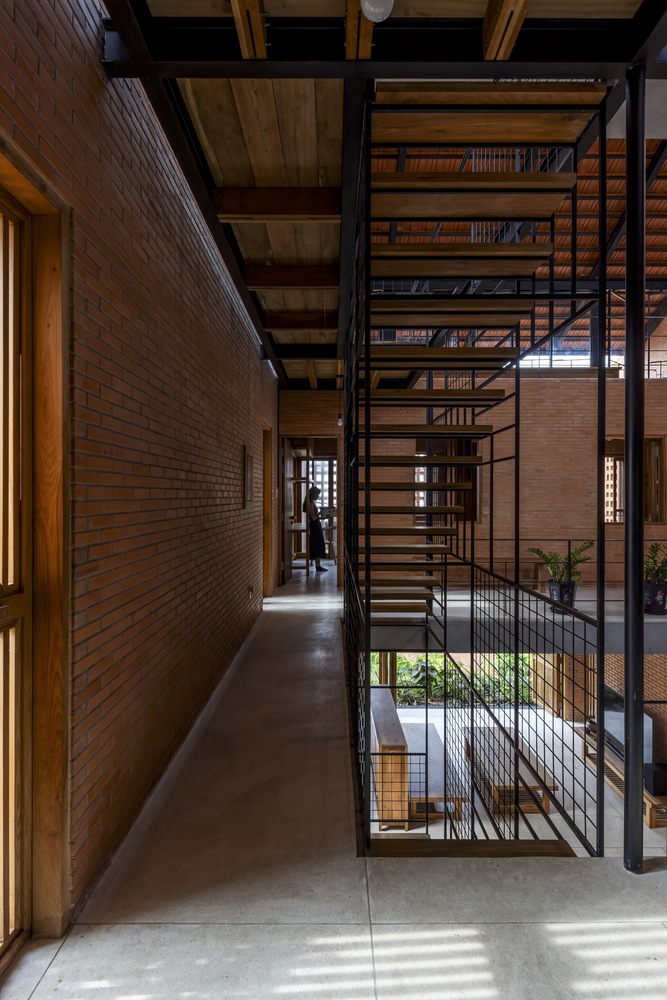 nha be house picture a harmonious symbiosis of tradition and modernity ...