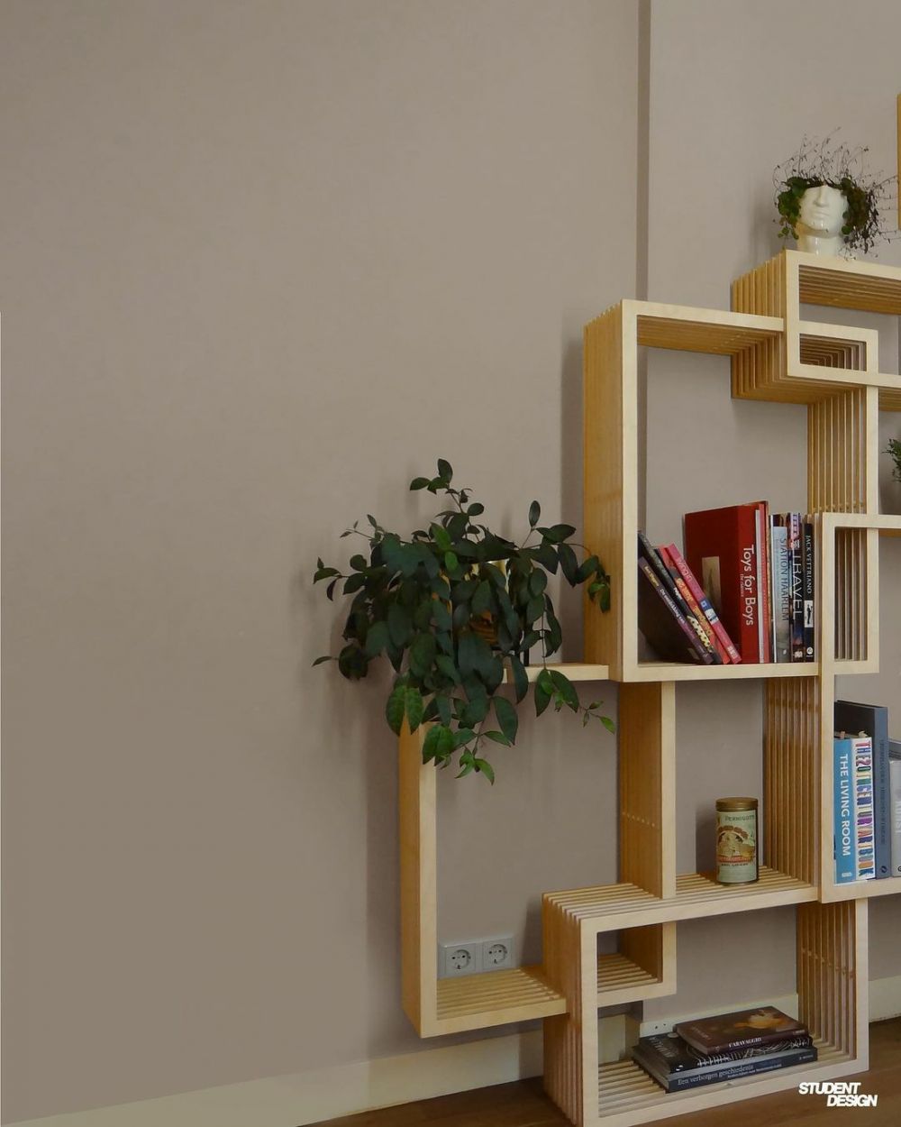 5 Smart Student Designs That Makes A Smarter Home 09