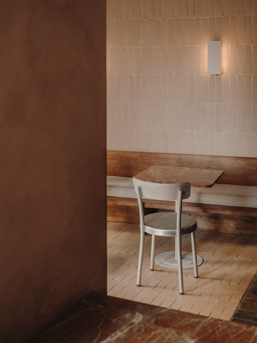 plantea estudio highlights earthy tones to invoke a raw and organic ...