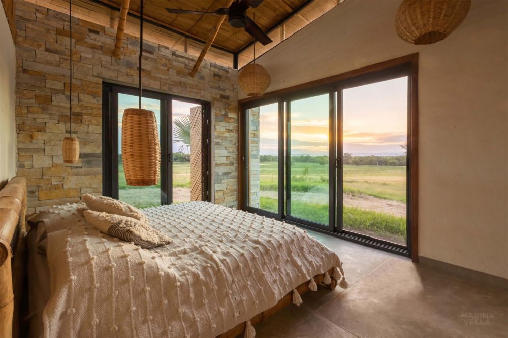 News: Marina Vella Arquitectura Utilizes Locally Harvested Materials to Create a Back-to-nature Traversa House News: Marina Vella Arquitectura Utilizes Locally Harvested Materials to Create a Back-to-nature Traversa House