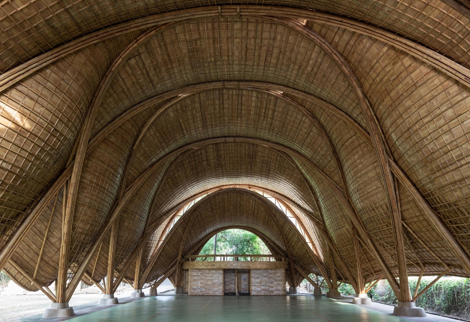 洋書 ARCHlTECTURE of BALI Architecture of Bali: A Source Book of Traditional and