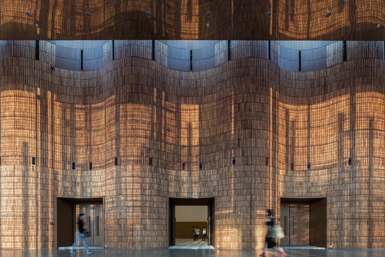 news: craftsmanship and cutting-edge designs create illusions of