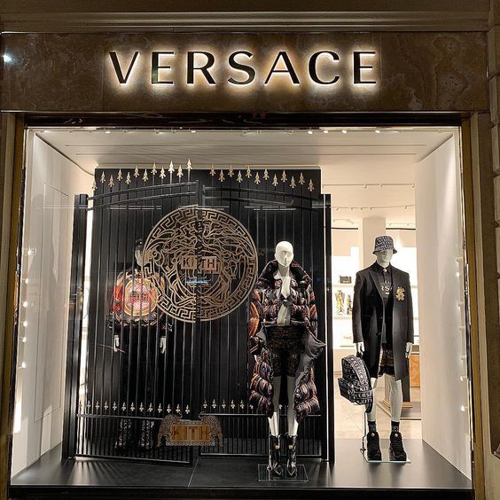 Exterior View Versace Store On Sloane Stock Photo 752771398